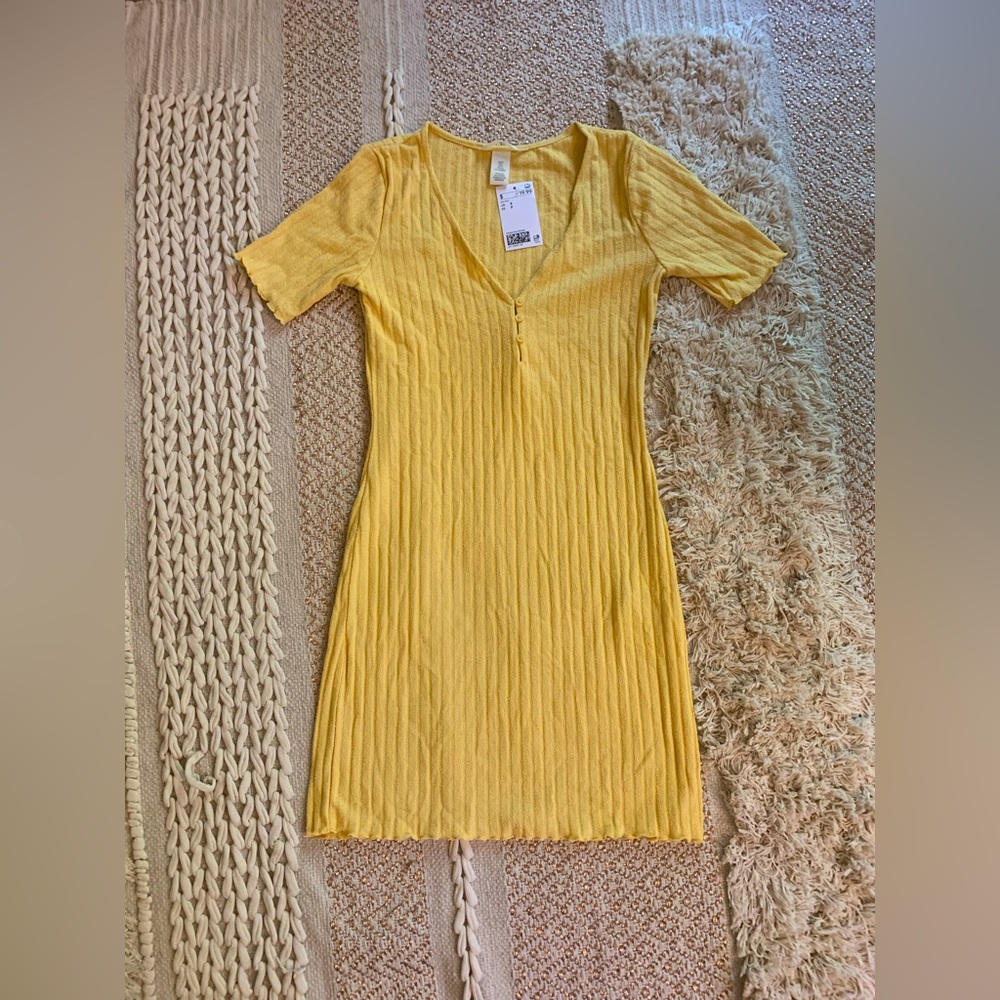 Yellow sundress